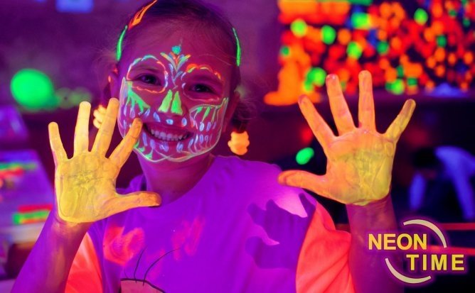 Neon Time Kids Party 